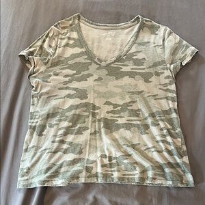 Universal Thread Green Short Sleeve Tee